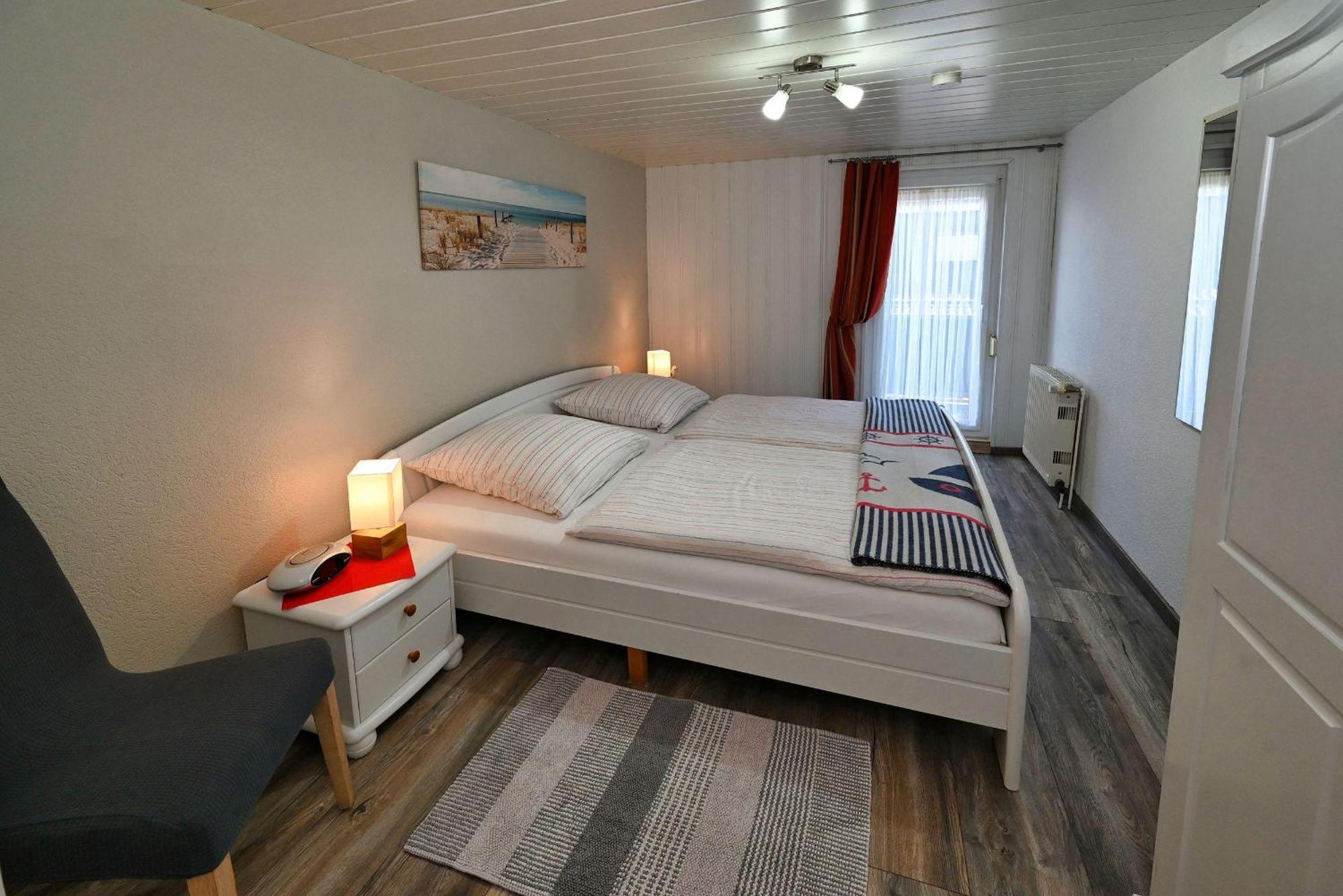 Haus-Karin-Ferienwohnung-2 Büsum Exteriör bild